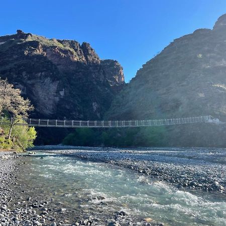 Gite De La Mairie Des Gorges De Daluis Экстерьер фото